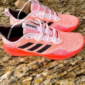 Women Adidas Bounce sneakers